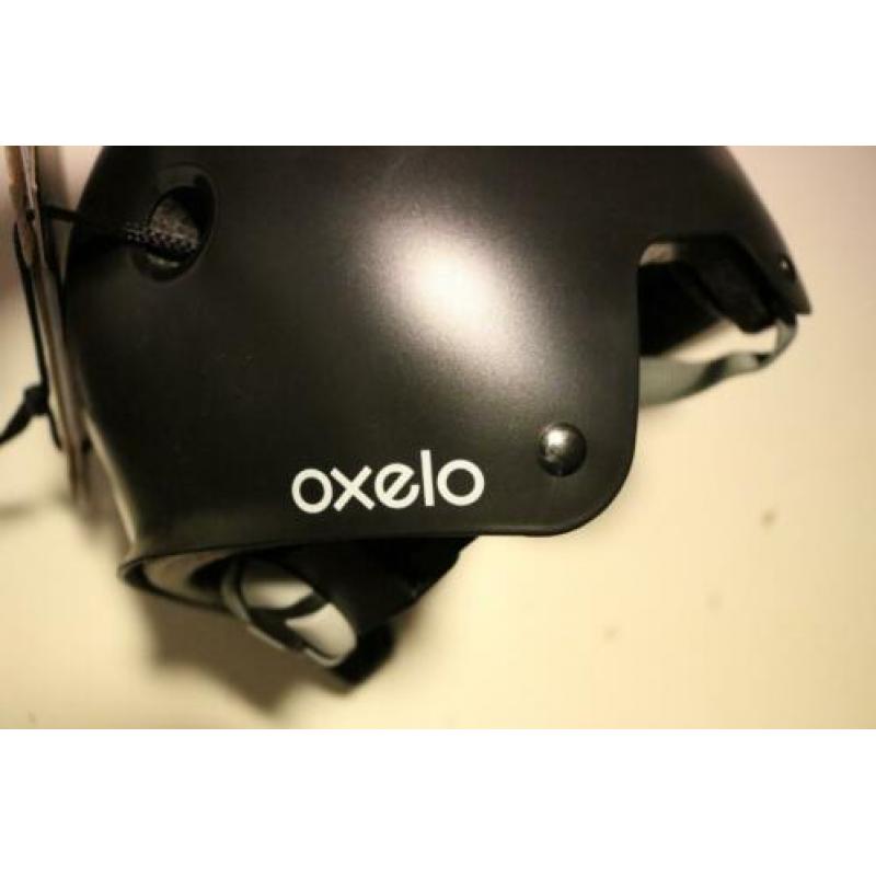 Oxelo Helm voor Steppen/Skaten/Skateboarden/Fietsen NIEUW