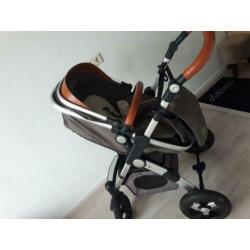 Kinderwagen met maxicosi