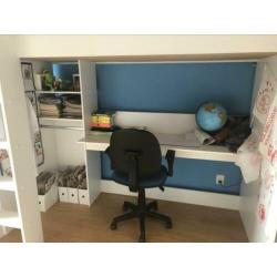 Parisot Swan Hoogslaper met bureau en kast