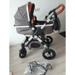 Kinderwagen met maxicosi