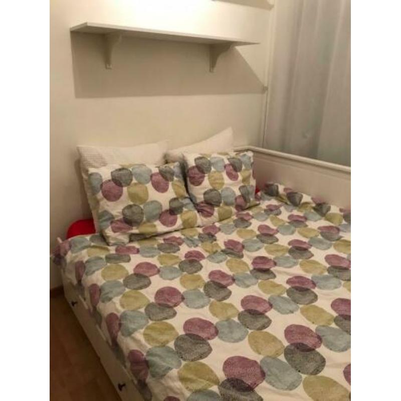 Ikea HEMNES uitschuifbed incl. matrassen