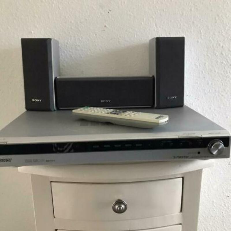 Sony receiver incl. speakers