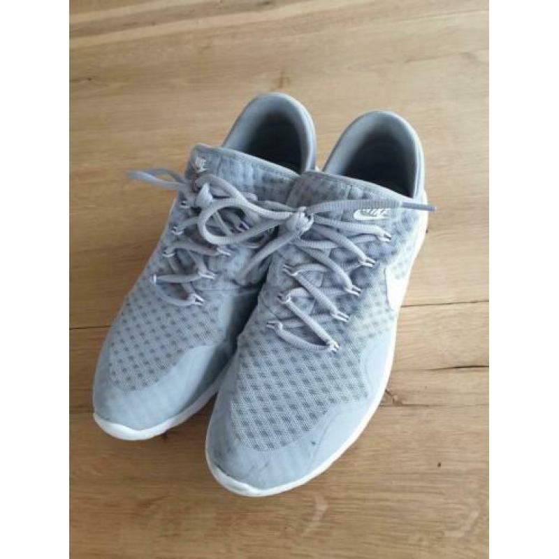 Nike sneakers maat 40