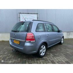 Opel Zafira 2.2 150pk Business 2005 / 7persoons / Cruisecont