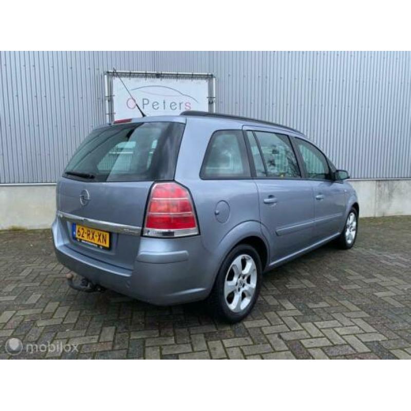 Opel Zafira 2.2 150pk Business 2005 / 7persoons / Cruisecont