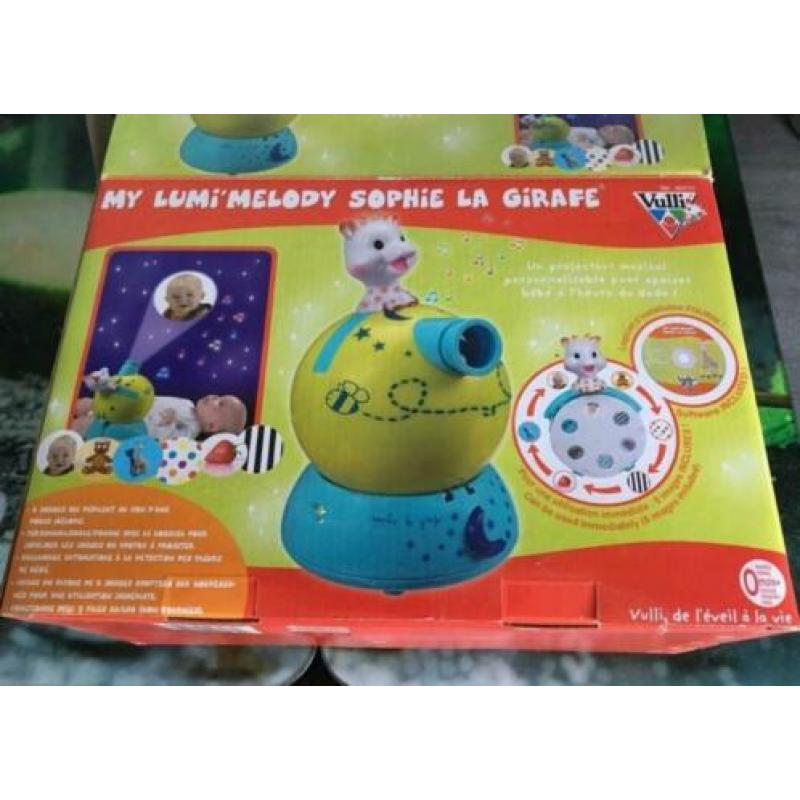 Sophie de giraf baby muziek projector