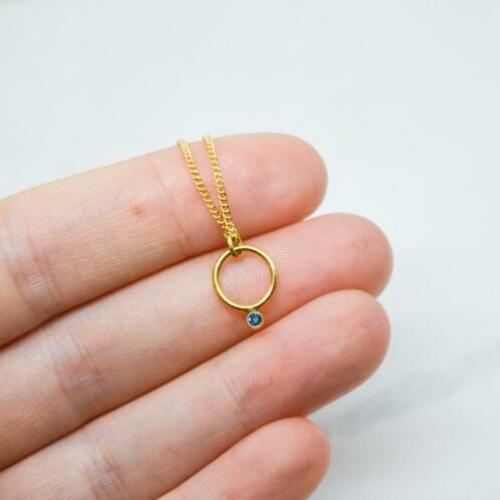 ketting met geboortesteentje
