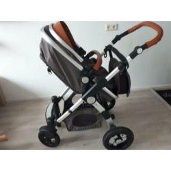 Kinderwagen met maxicosi