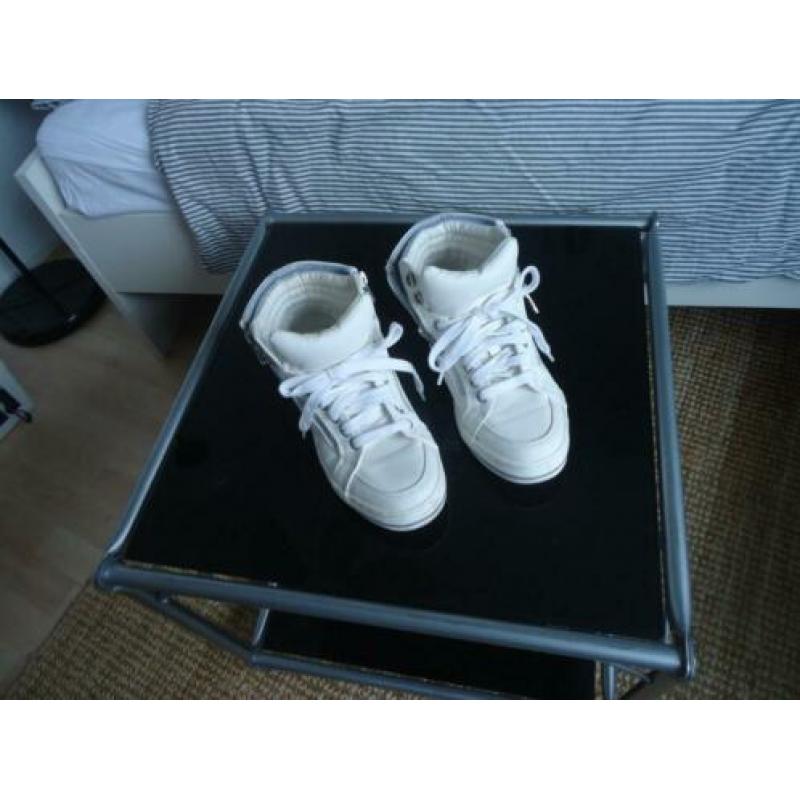 Sneakers halfhoog maat 38