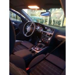 Audi A4 1.8TFSI 170PK 2014 Zwart.