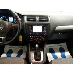 Volkswagen Jetta 1.4 TSI Hybrid Highline DSG7, Navi, Xenon,