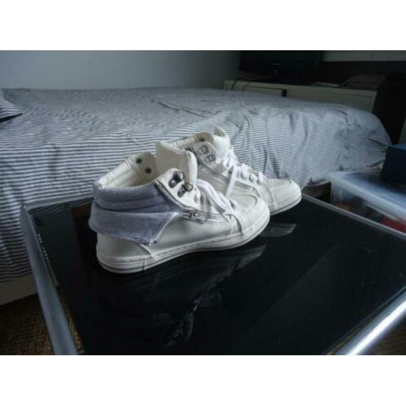 Sneakers halfhoog maat 38