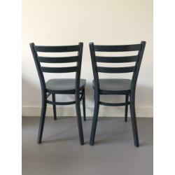 2 eetkamerstoelen Dille en Kamille