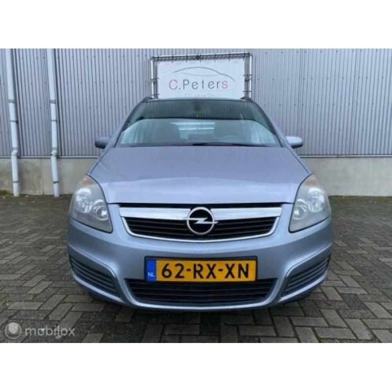 Opel Zafira 2.2 150pk Business 2005 / 7persoons / Cruisecont