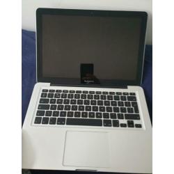 Apple mac book pro 13 inch