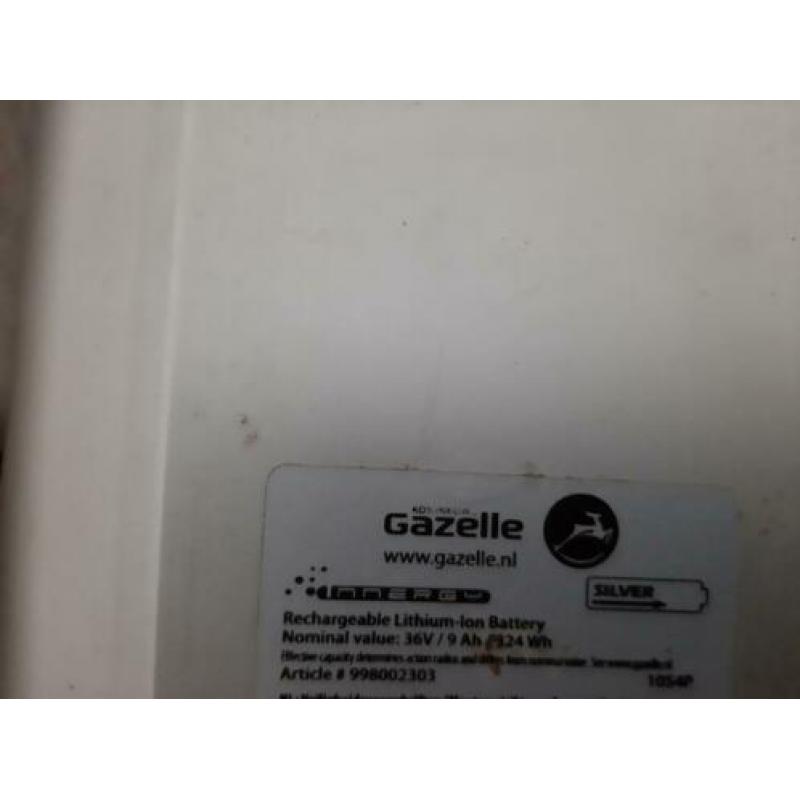 Gazelle elektrische fiets accu zilver met oplader