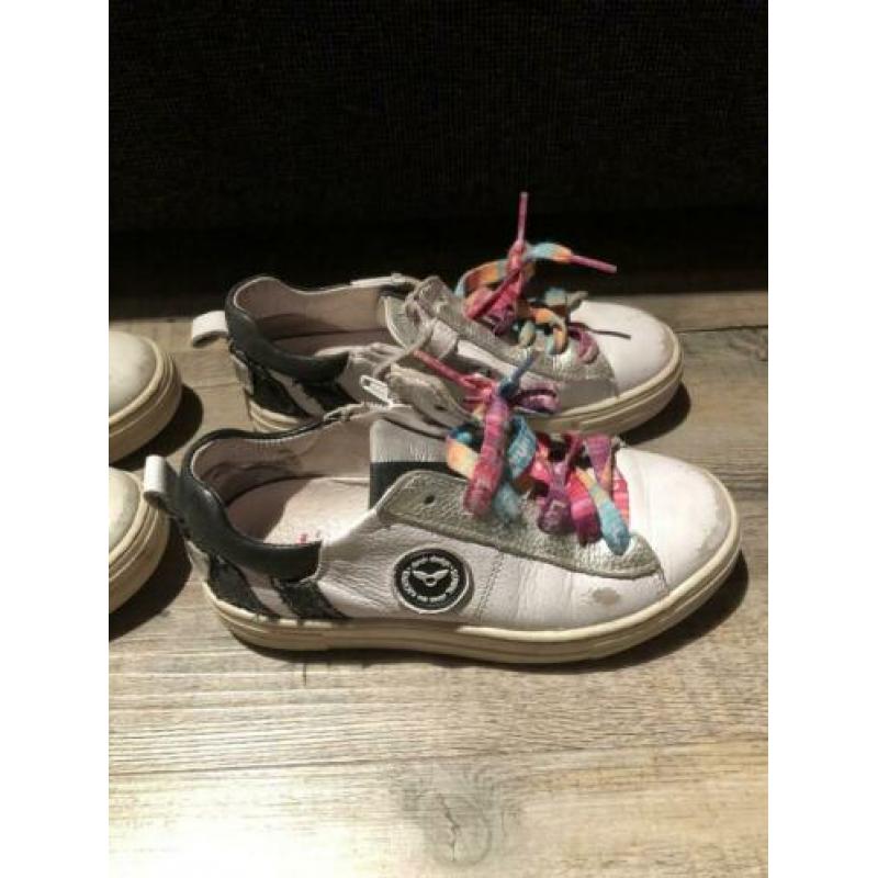 Super gave Ninni Vi sneakers, maat 31.