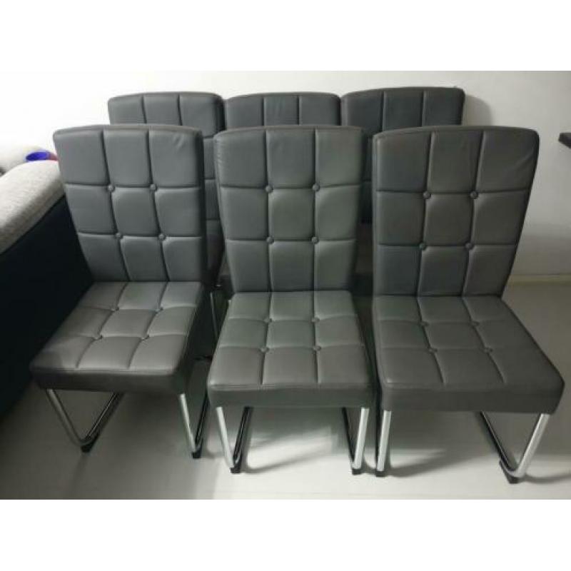 6 Grijze eettafel stoelen
