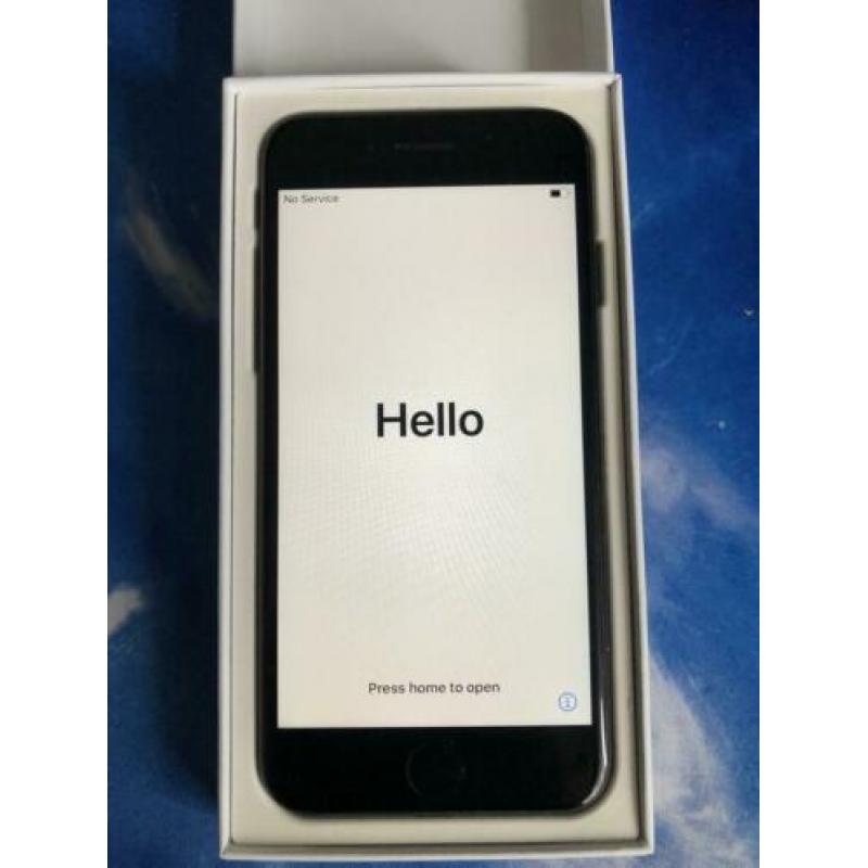Apple iPhone 7