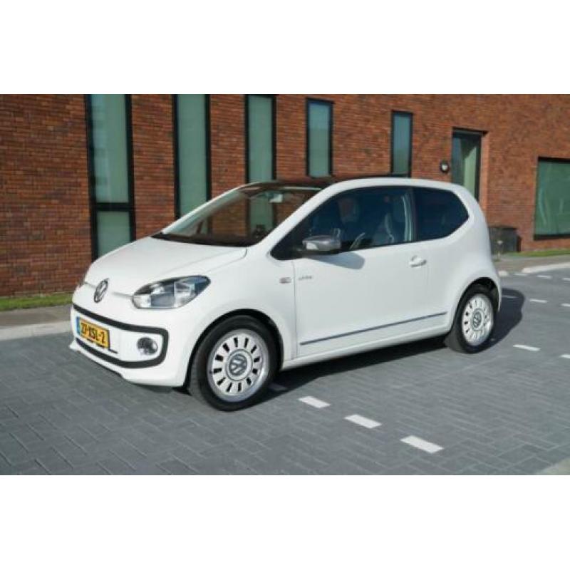 Volkswagen UP! 1.0 | PANO | Highline | White Edition | LEER