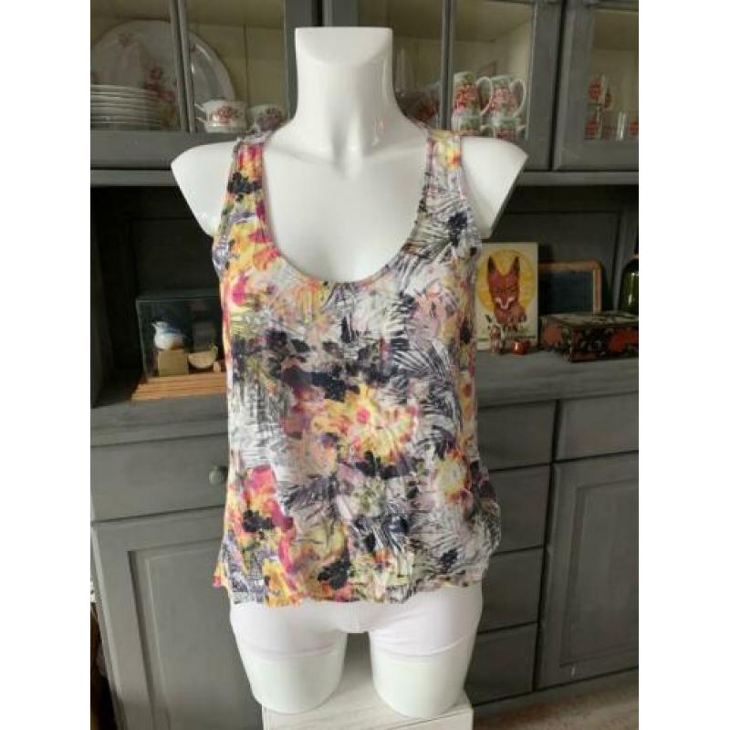 Top van SUPERTRASH maat 38 M