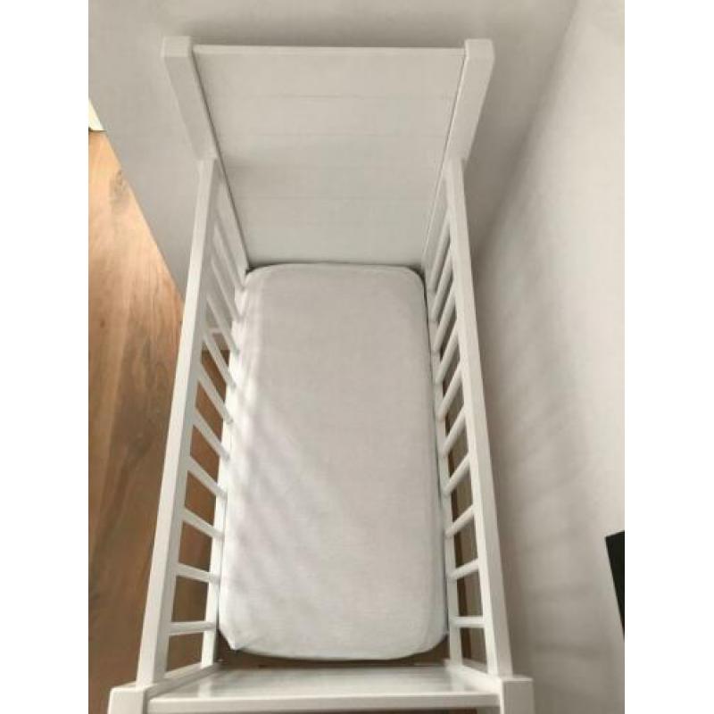 Kidsriver wieg Noa wit met aerosleep matras en hoeslaken