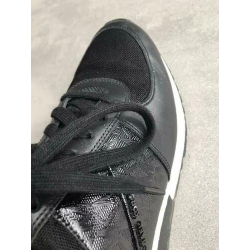 Zwarte leren sneakers Michael Kors, mt 41