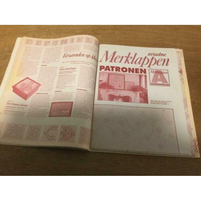 Borduurboek met merklappen