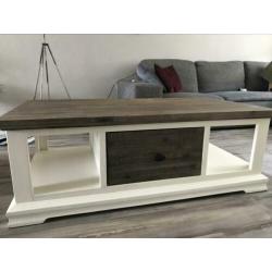 Veresa audiomeubel en salontafel