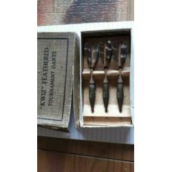 2 retro darts sets