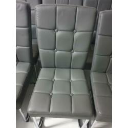 6 Grijze eettafel stoelen