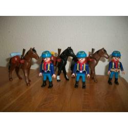 Mounty, ranger met paard of soldaat met paard