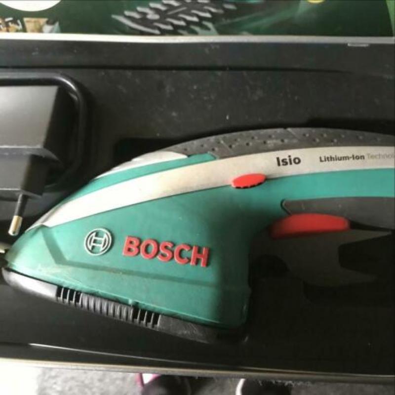Bosch Isio Buxusschaar + Grasschaarblad heggenschaar