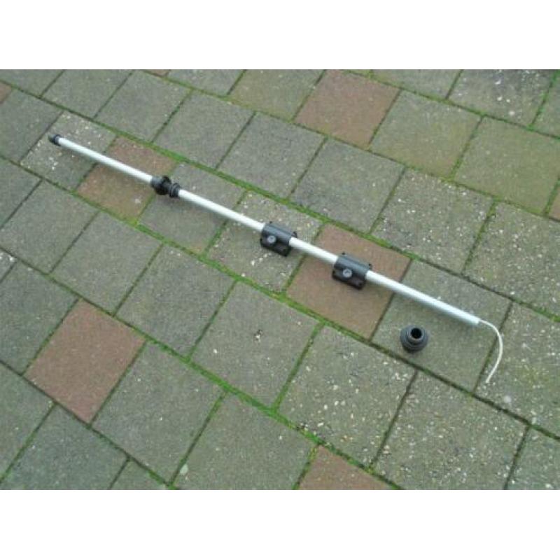 Sateliet schotel / Wlan ( Inbouw )Antenne mast uitschuifbaar