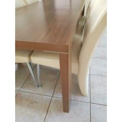 Supermooie eethoek met 6 lederen stoelen