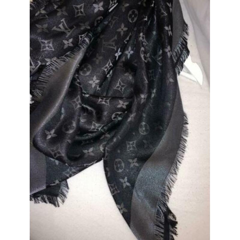 Originele Louis Vuitton sjaal