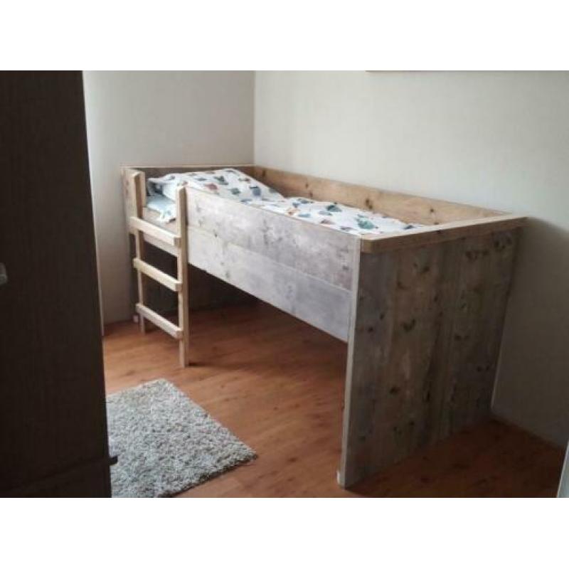 Huisjes bed bedhuisje met lade