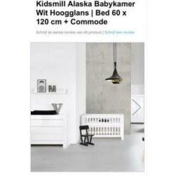 Babykamer - eventueel tweeling (incl alle accessoires)