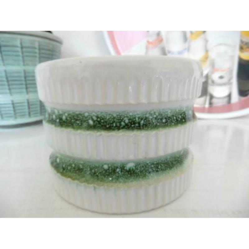 Bloempot wit groen retro vintage jaren 70 80 aardewerk
