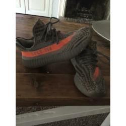 Yeezy 350 baluga maat 36