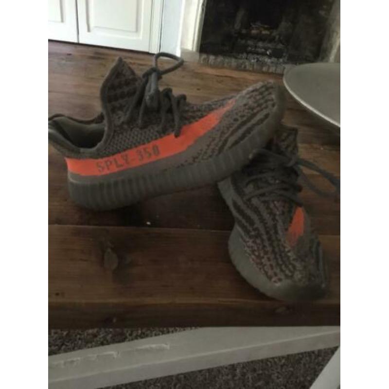 Yeezy 350 baluga maat 36