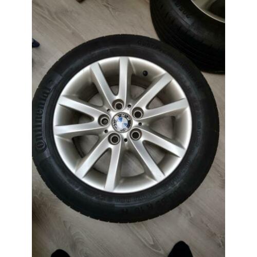 4x originele BMW velgen met banden.