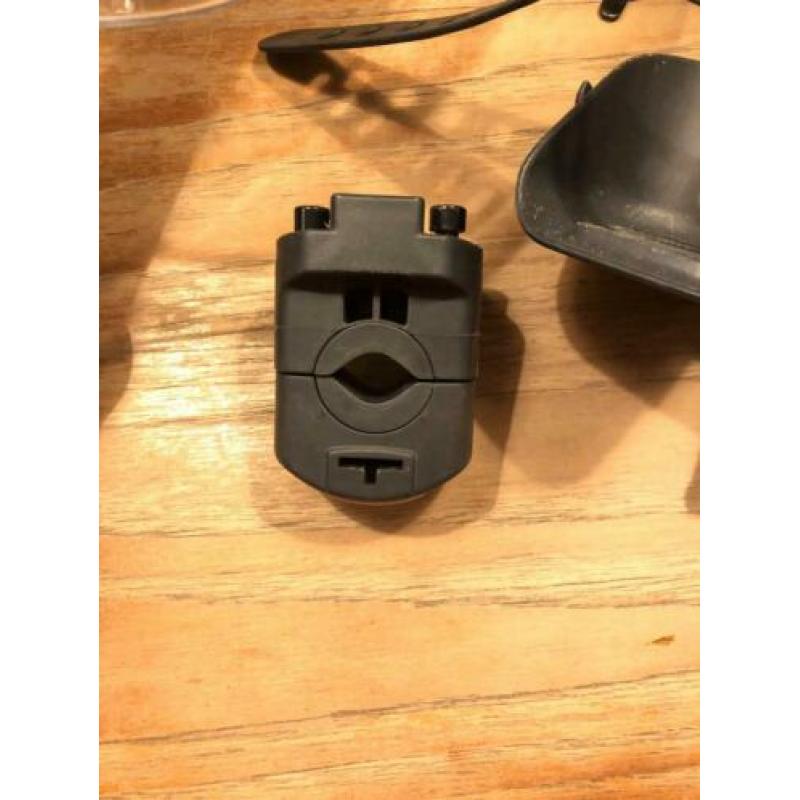 Yepp mini fietsstoeltje met yepp windscherm en 2 adapters