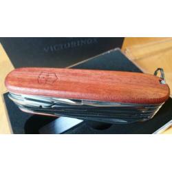 Nieuwe victorinox craftsman speciale uitgave