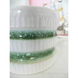 Bloempot wit groen retro vintage jaren 70 80 aardewerk