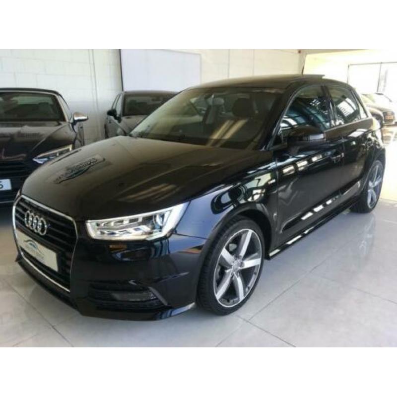 Audi A1 Sportback 1.0 TFSI S-line Xenon LED Panorama