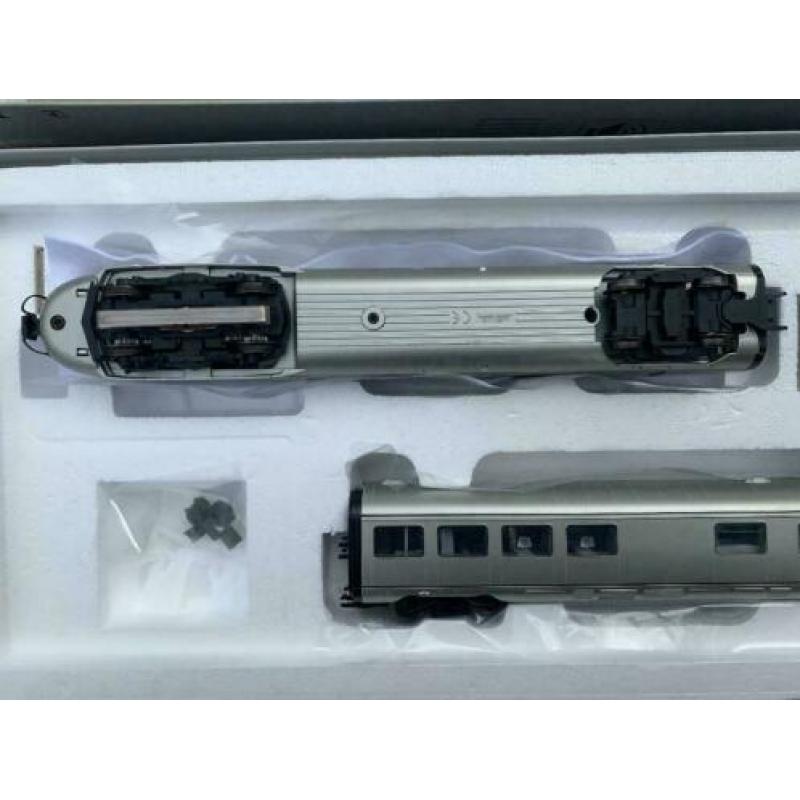 Marklin H0 37609 Dieseltreinstel VT 11.5, DB "TEE" Techno