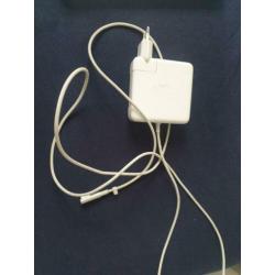 Apple mac book pro 13 inch