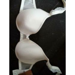 chantelle Bh roomwit 75B 75