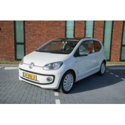 Volkswagen UP! 1.0 | PANO | Highline | White Edition | LEER